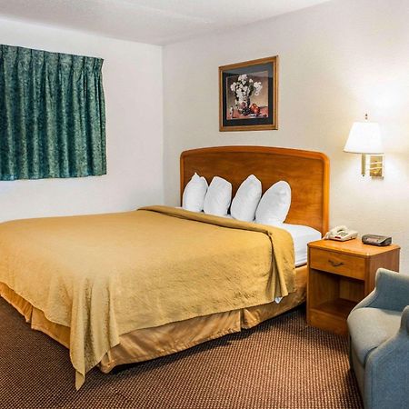 Quality Inn South Ινδιανάπολη Εξωτερικό φωτογραφία