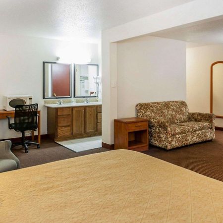 Quality Inn South Ινδιανάπολη Εξωτερικό φωτογραφία