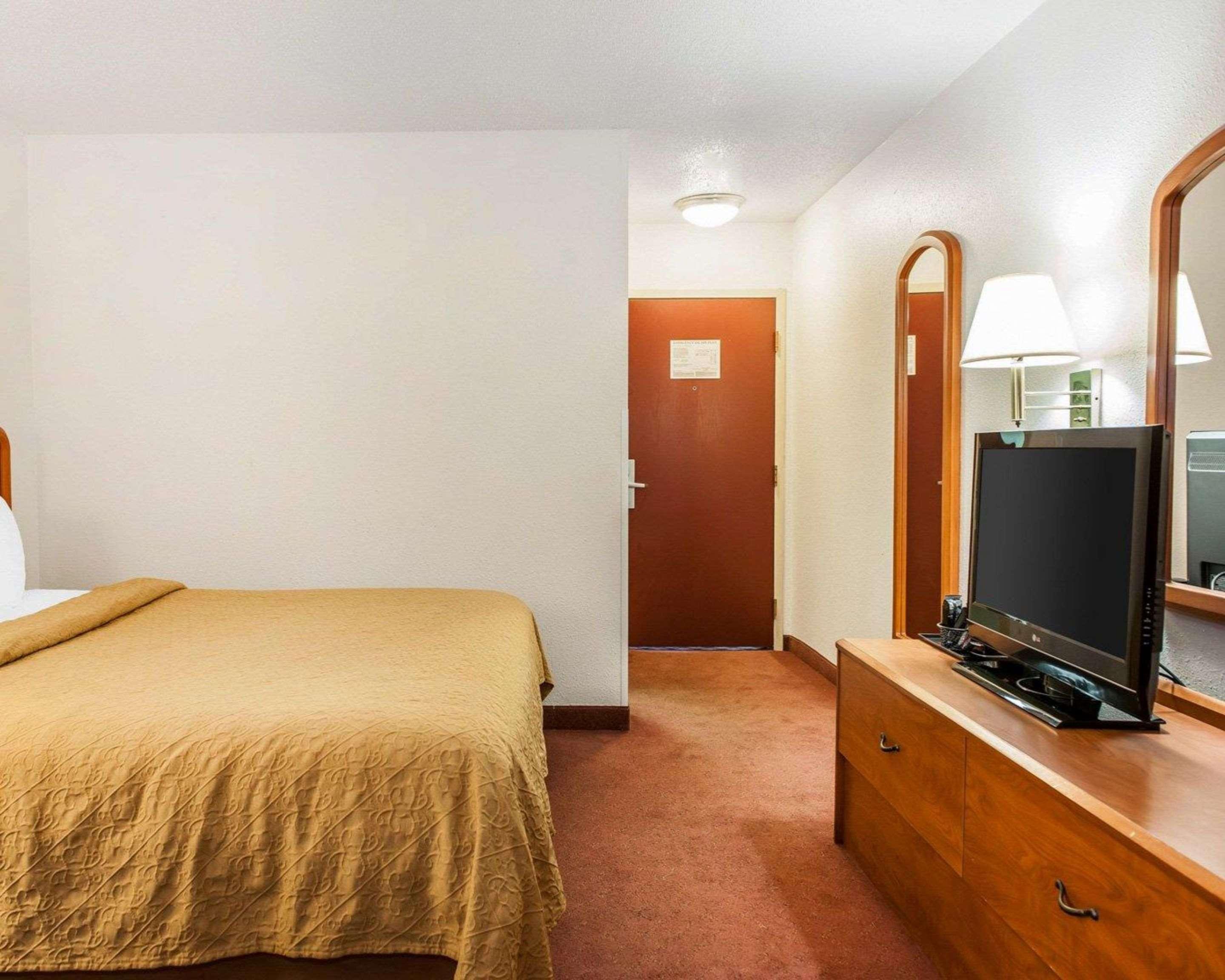 Quality Inn South Ινδιανάπολη Εξωτερικό φωτογραφία