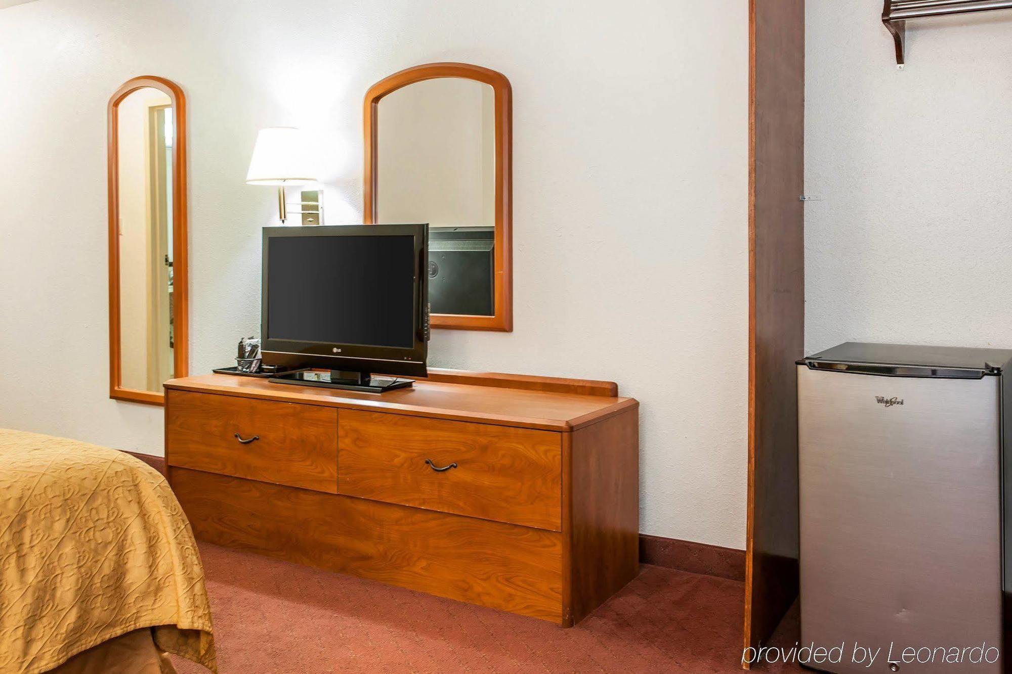 Quality Inn South Ινδιανάπολη Εξωτερικό φωτογραφία