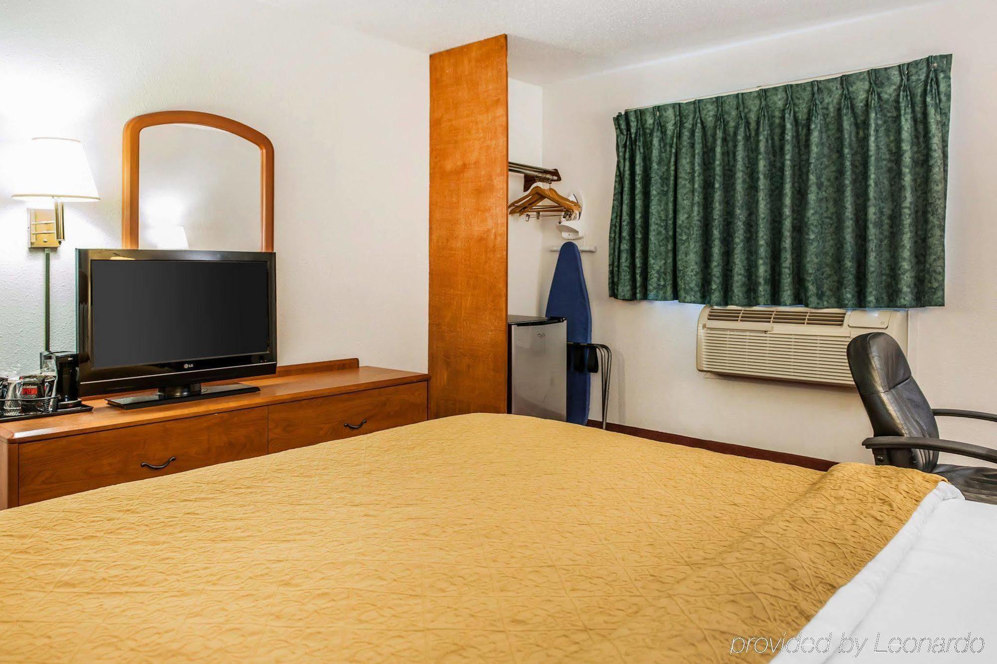 Quality Inn South Ινδιανάπολη Εξωτερικό φωτογραφία