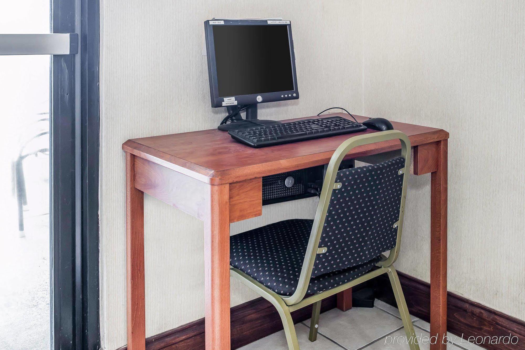 Quality Inn South Ινδιανάπολη Εξωτερικό φωτογραφία